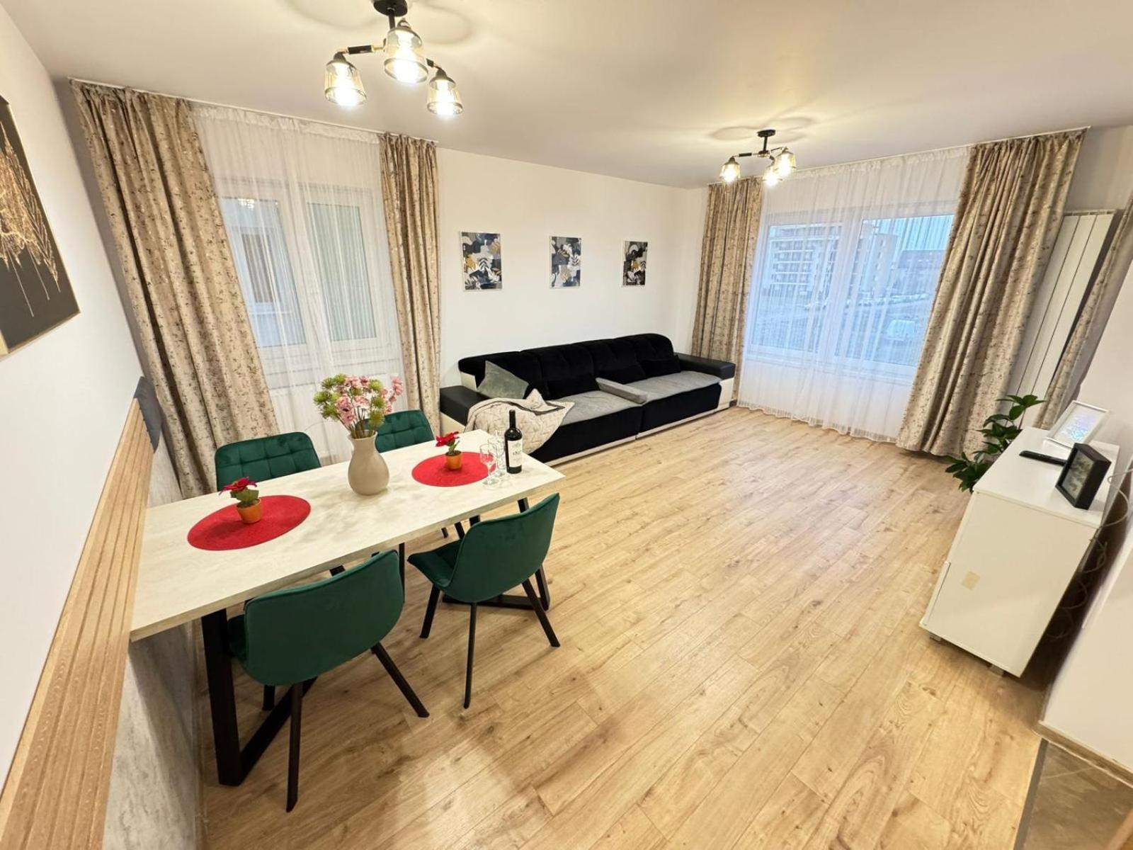 Coresi Mall Area Studios & Apartments By Glam Braşov Eksteriør bilde