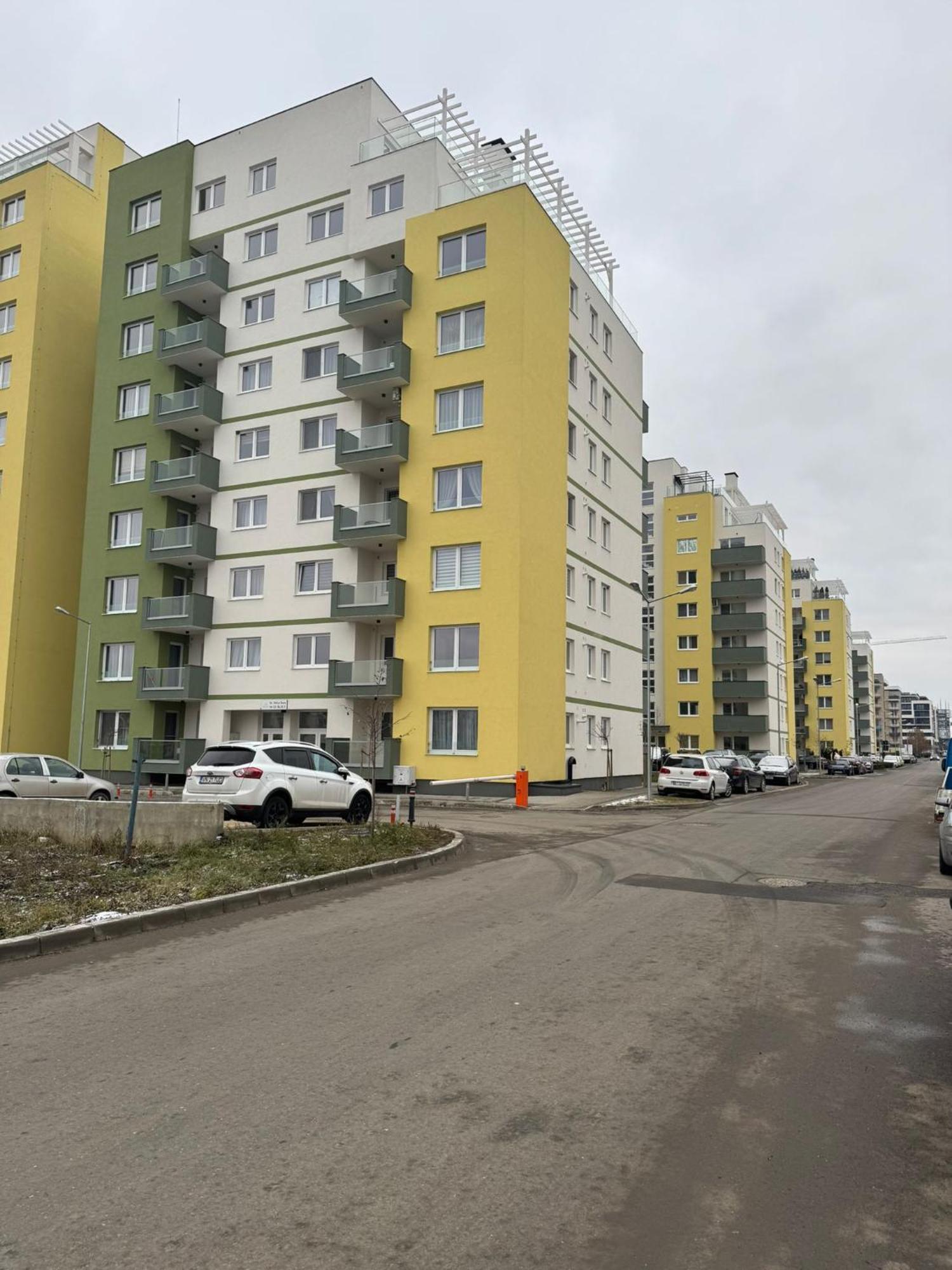 Coresi Mall Area Studios & Apartments By Glam Braşov Eksteriør bilde