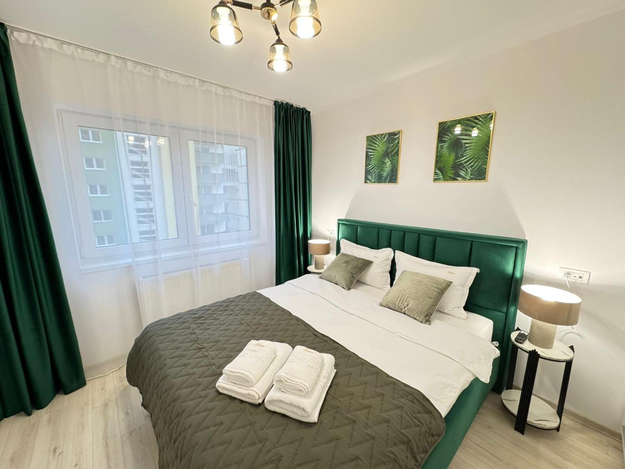 Coresi Mall Area Studios & Apartments By Glam Braşov Eksteriør bilde